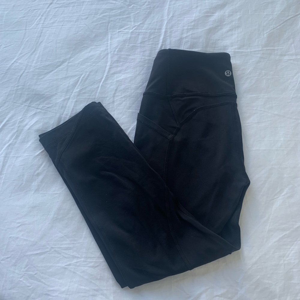 Lululemon black workout pant 23”